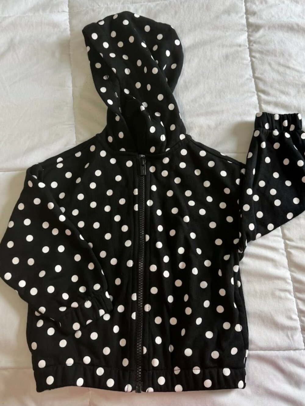Old Navy Girls Black & White Polka Dot Zip-Up Hoodie – 2T